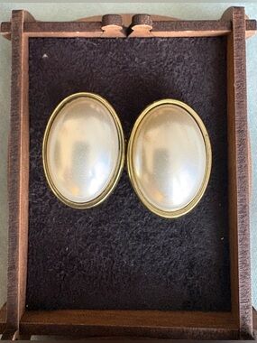 ABC Studios Vintage Faux Pearl Gold Oval Clip On Pierced Statement Earrings